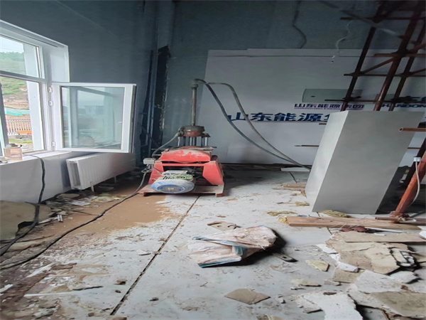 土默特右地基基础下沉墙体裂缝加固注浆顶升施工